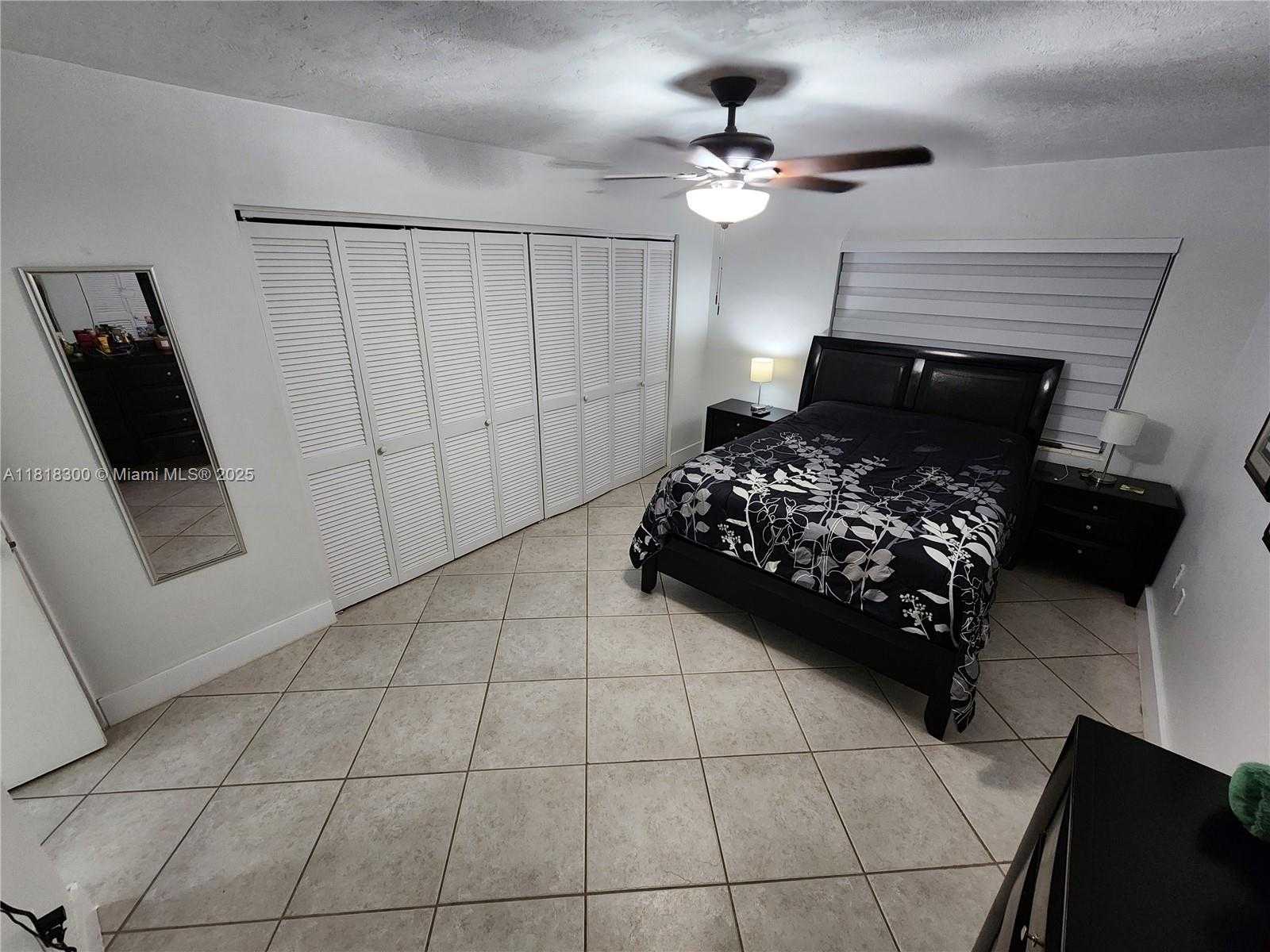 Small Image of 11820 SOUTH WEST 125TH PL #11820, Miami Number 21