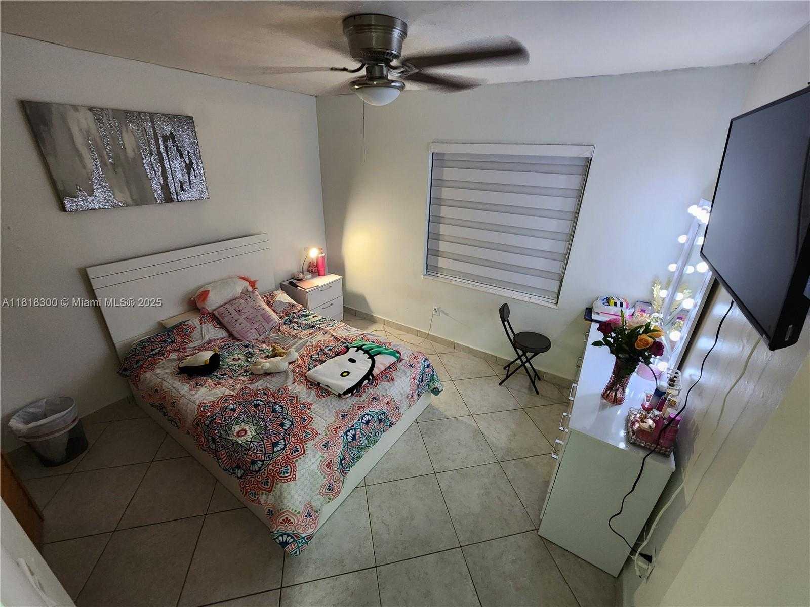 Small Image of 11820 SOUTH WEST 125TH PL #11820, Miami Number 29