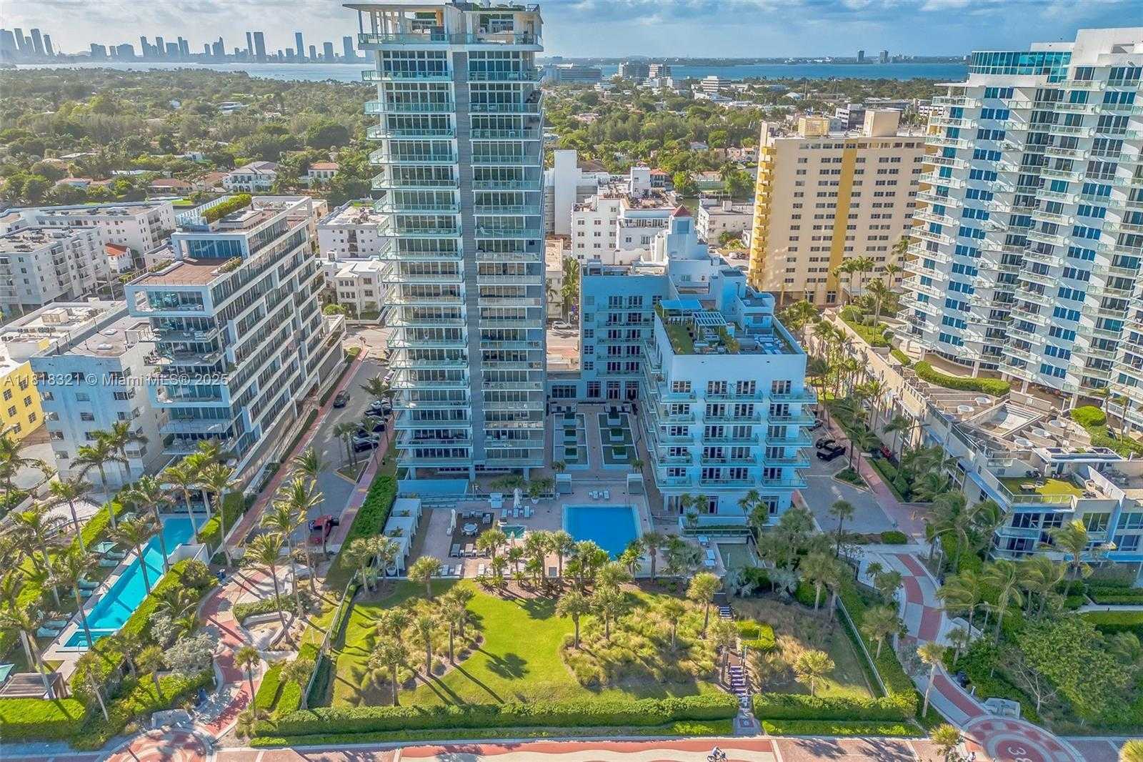 Small Image of 3737 COLLINS AVE #S-403, Miami Beach Number 29