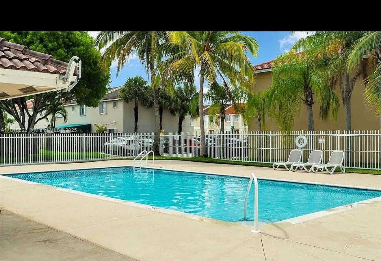 Small Image of 14085 SOUTH WEST 179TH TER, Miami Number 5