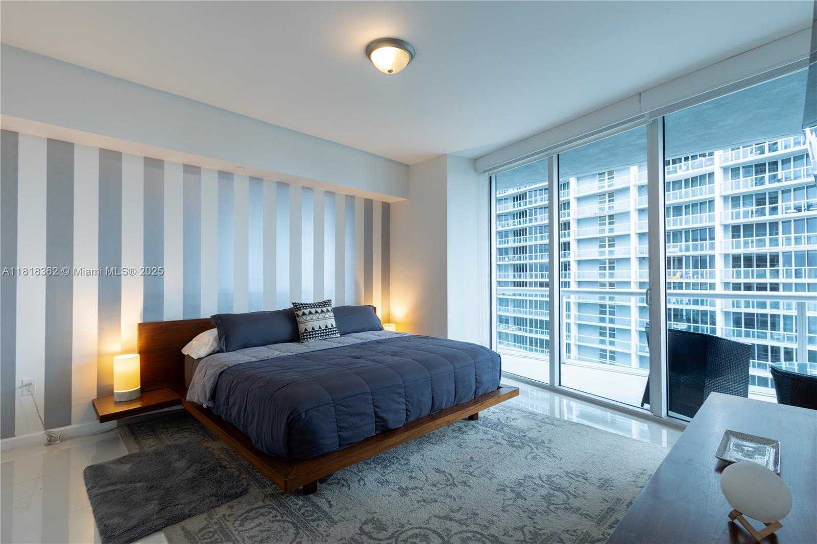 Small Image of 475 BRICKELL AVE #4511, Miami Number 14