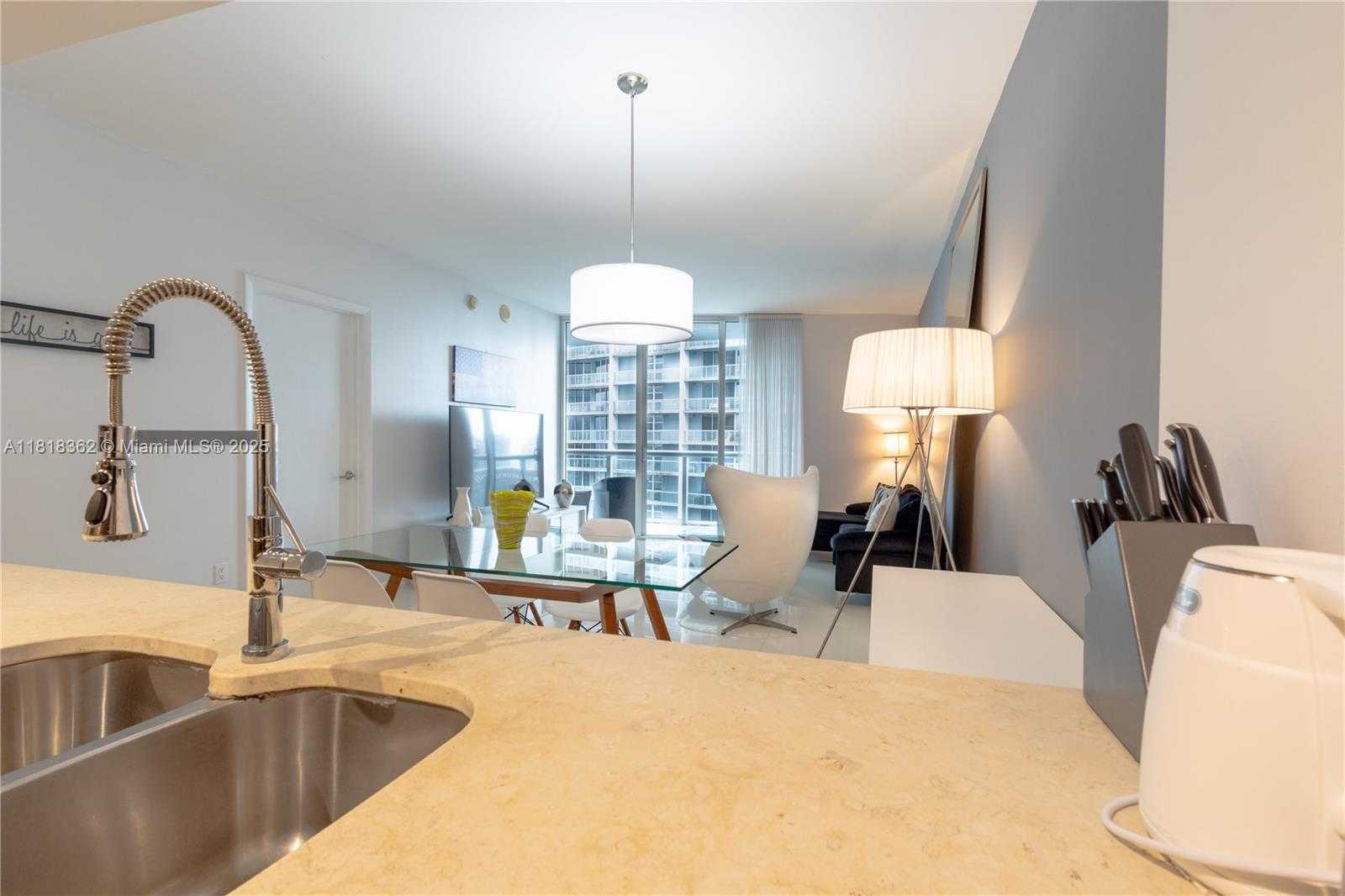 Small Image of 475 BRICKELL AVE #4511, Miami Number 2