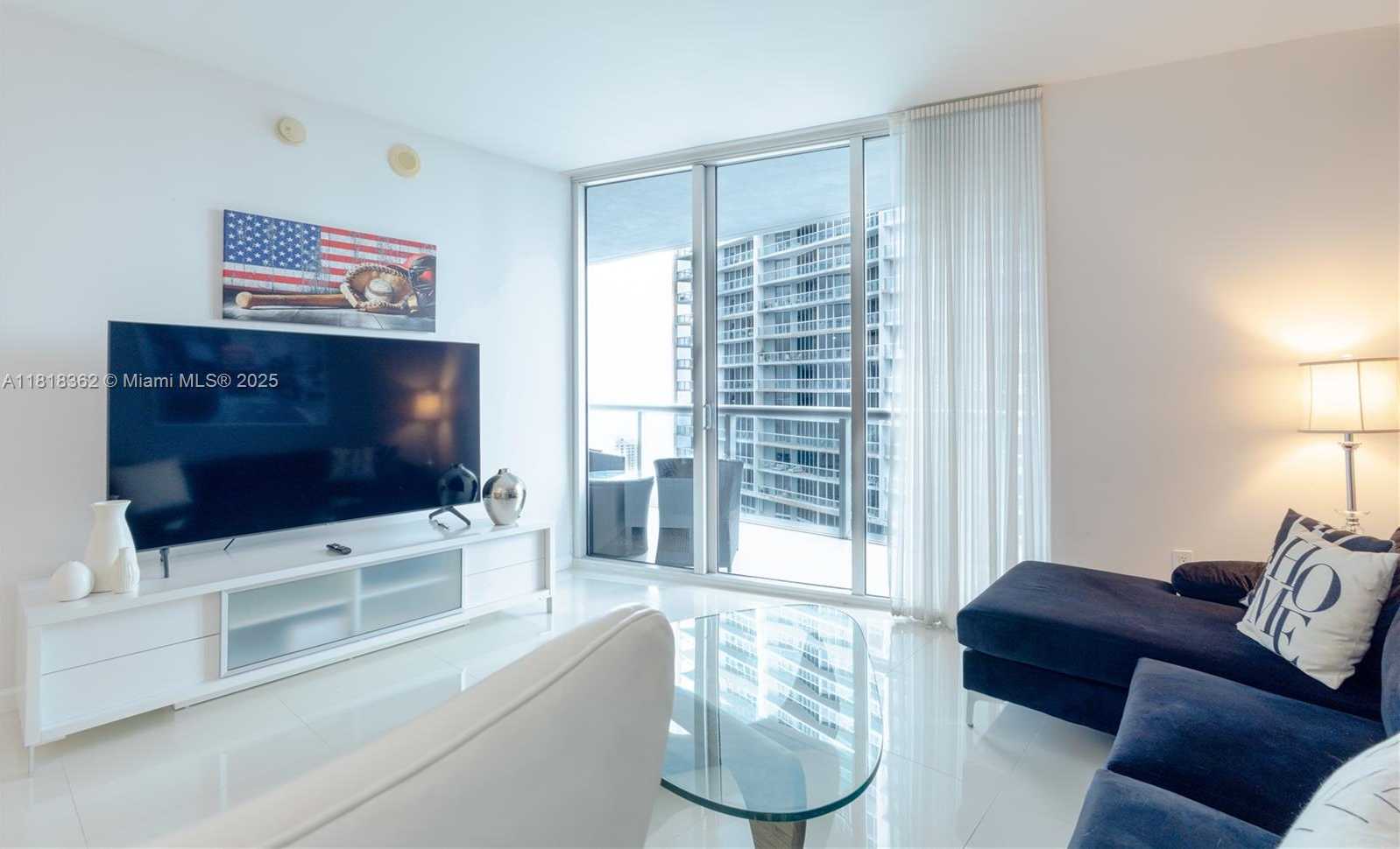 Small Image of 475 BRICKELL AVE #4511, Miami Number 4
