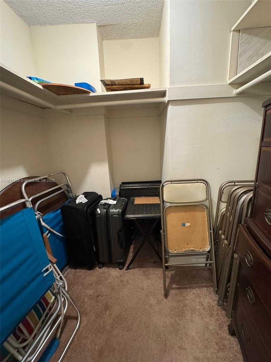 Small Image of 18051 BISCAYNE BLVD #803, Aventura Number 14