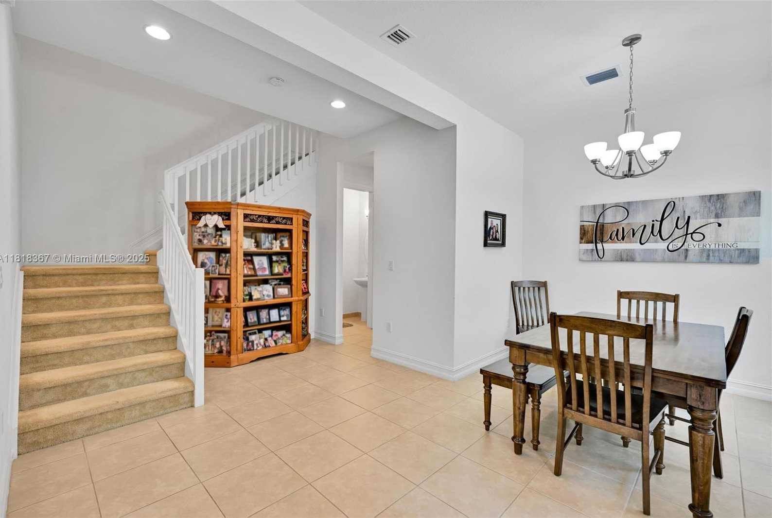 Small Image of 122 SW 127th Terrace, Plantation, FL 33325, USA Number 25