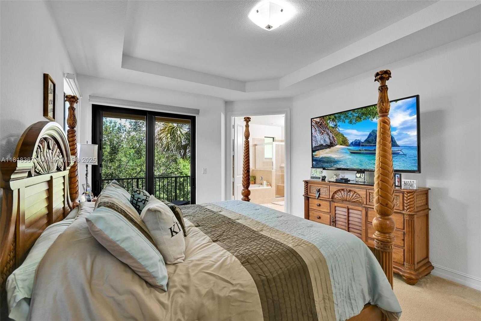 Small Image of 122 SW 127th Terrace, Plantation, FL 33325, USA Number 32