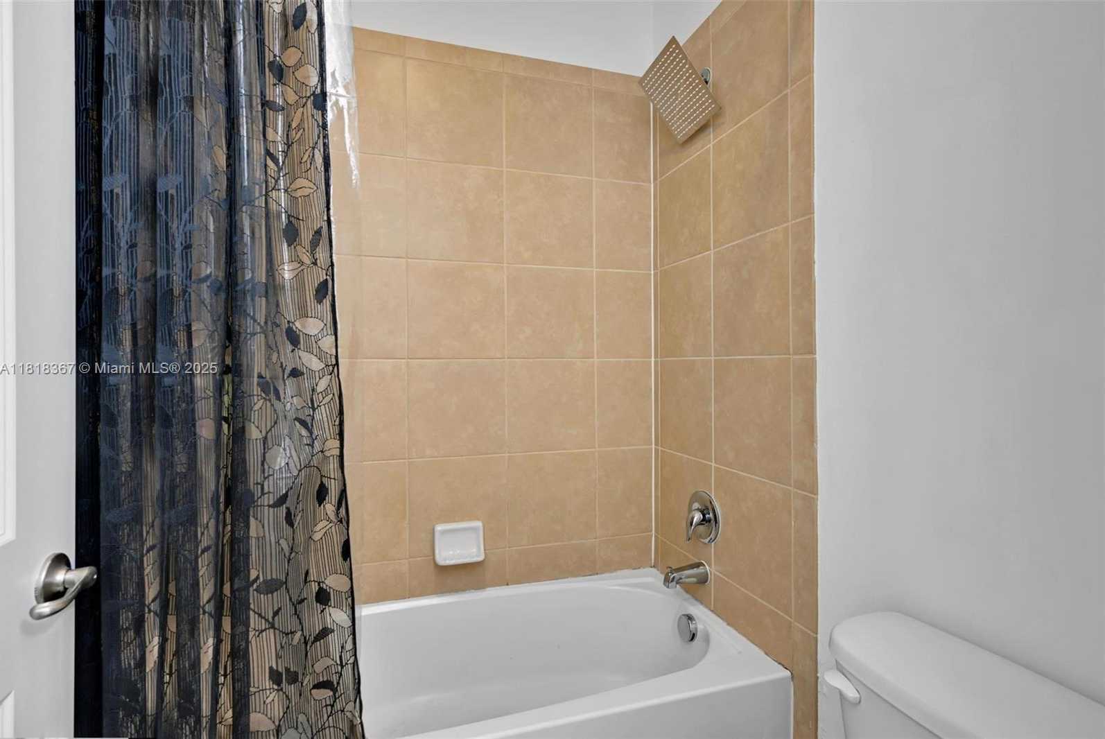 Small Image of 122 SW 127th Terrace, Plantation, FL 33325, USA Number 42