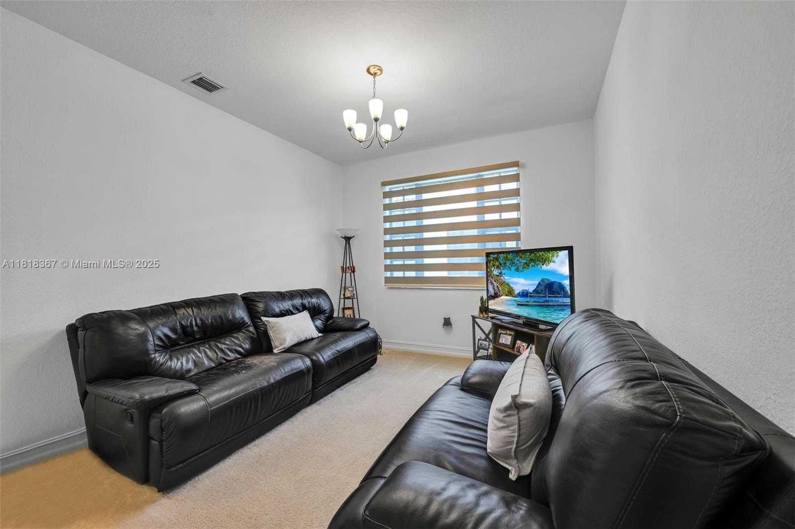 Small Image of 122 SW 127th Terrace, Plantation, FL 33325, USA Number 46