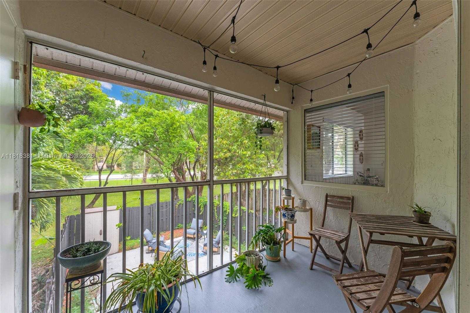 Small Image of 9550 SOUTH WEST 140TH CT #9550, Miami Number 17
