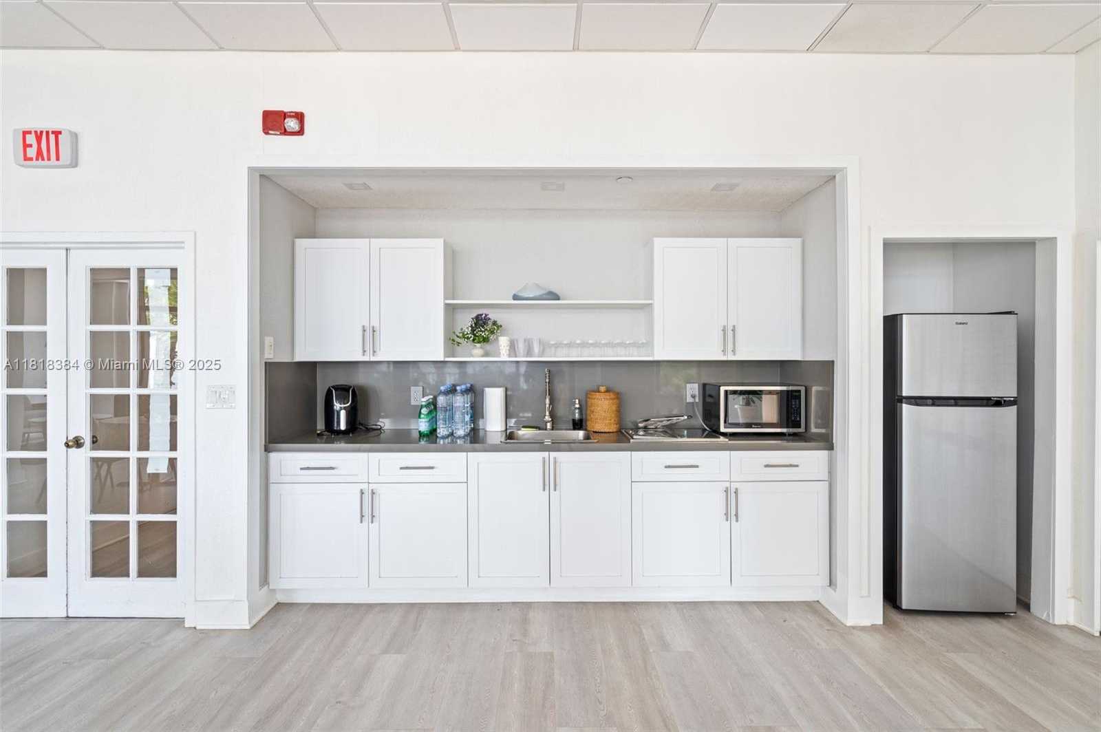 Small Image of 1450 BRICKELL BAY DR #806, Miami Number 22