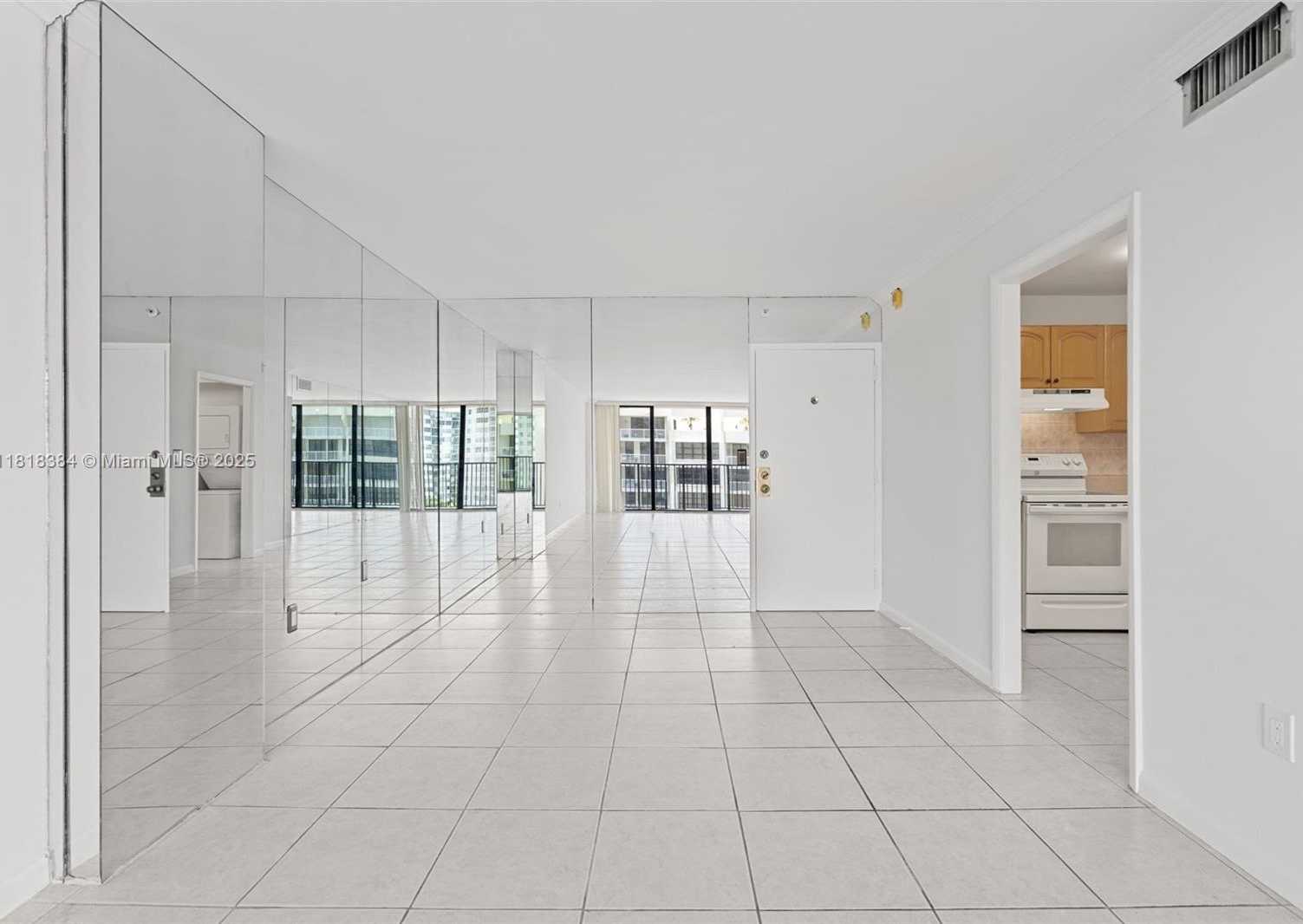 Small Image of 1450 BRICKELL BAY DR #806, Miami Number 35