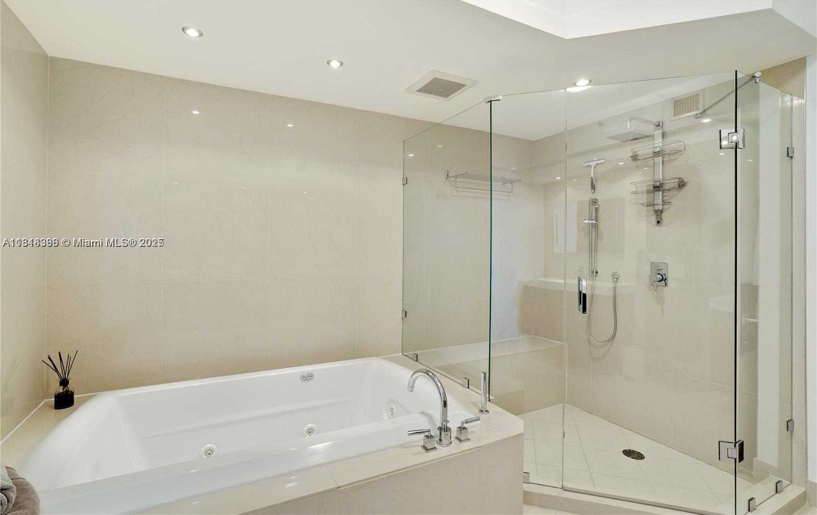 Small Image of 3201 NORTH EAST 183RD ST #3106, Aventura Number 25