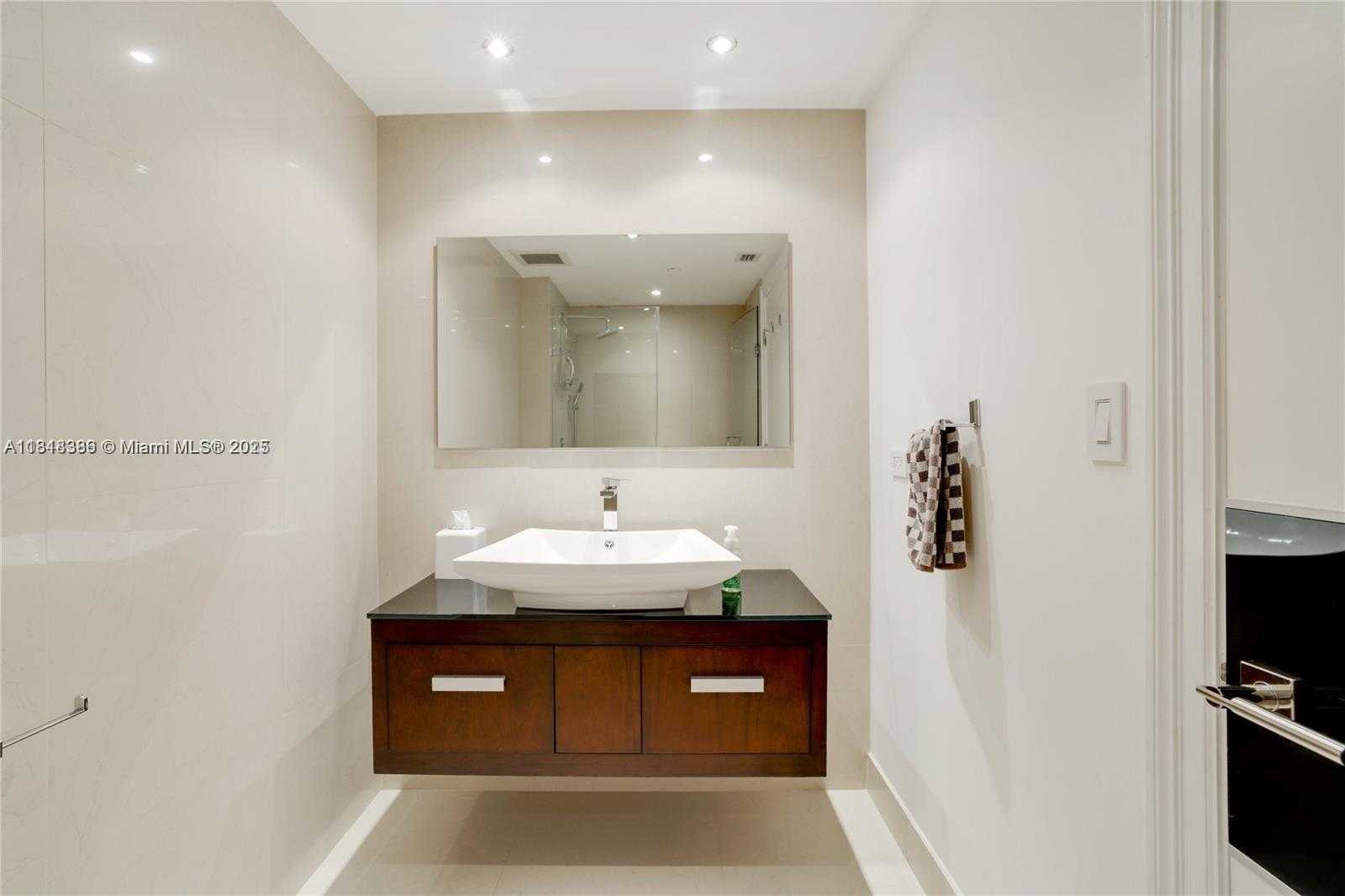 Small Image of 3201 NORTH EAST 183RD ST #3106, Aventura Number 28