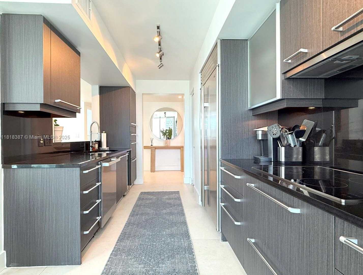 Small Image of 1331 BRICKELL BAY DR #2002, Miami Number 11
