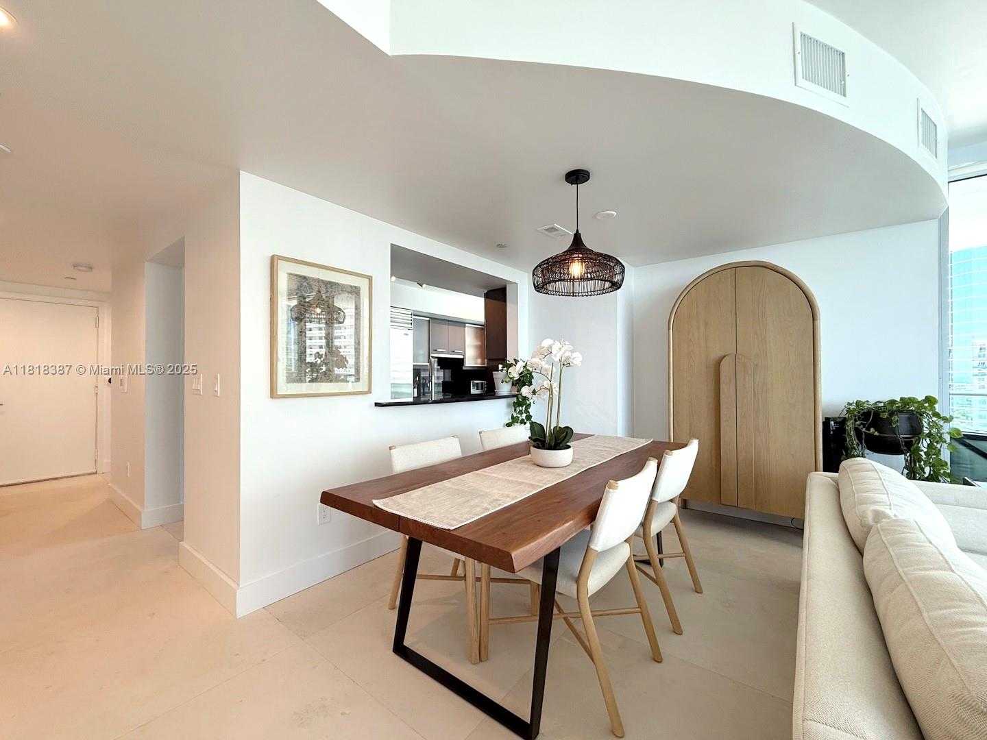 Small Image of 1331 BRICKELL BAY DR #2002, Miami Number 9