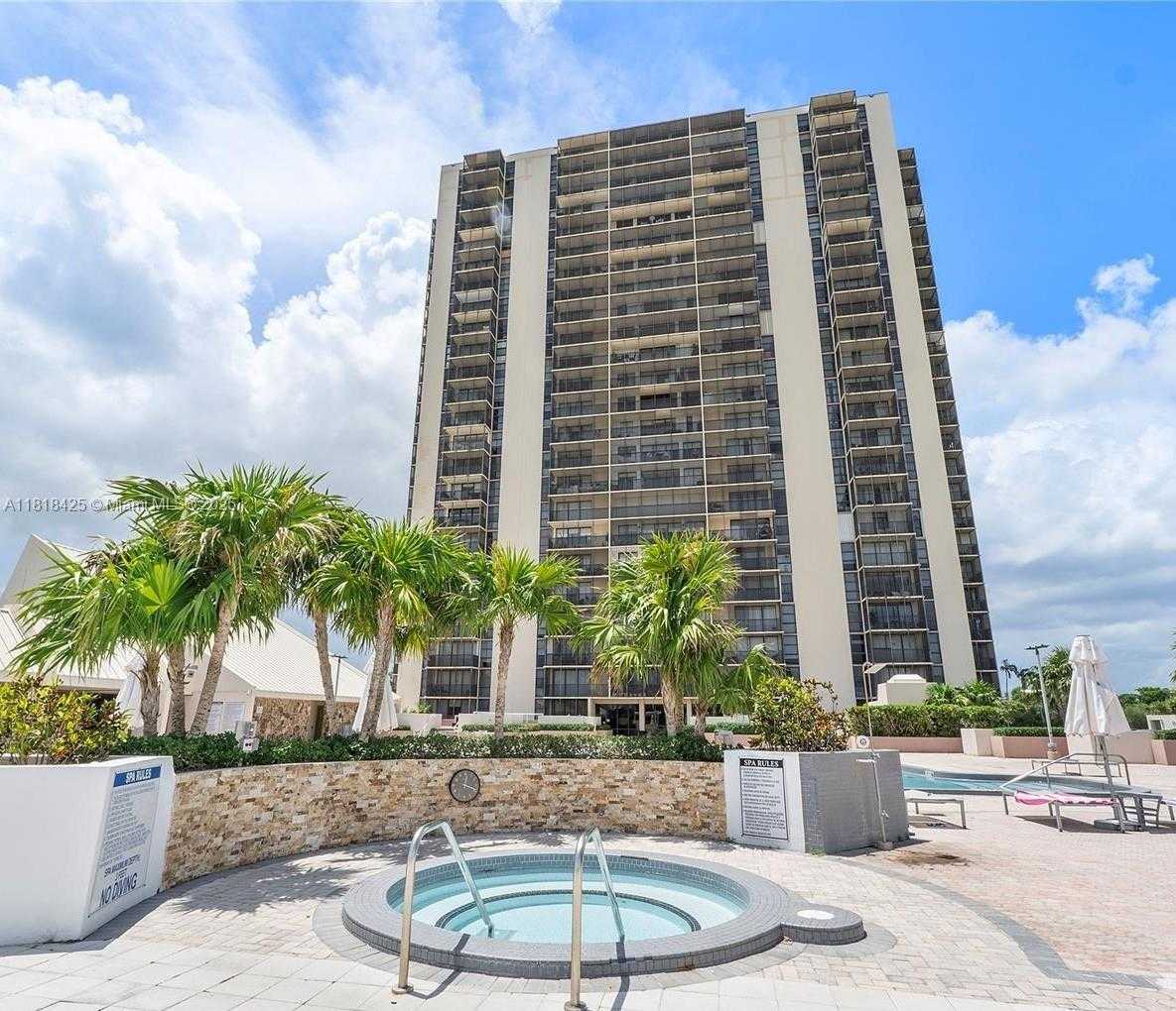 Small Image of 20301 WEST COUNTRY CLUB DR #1828, Aventura Number 18