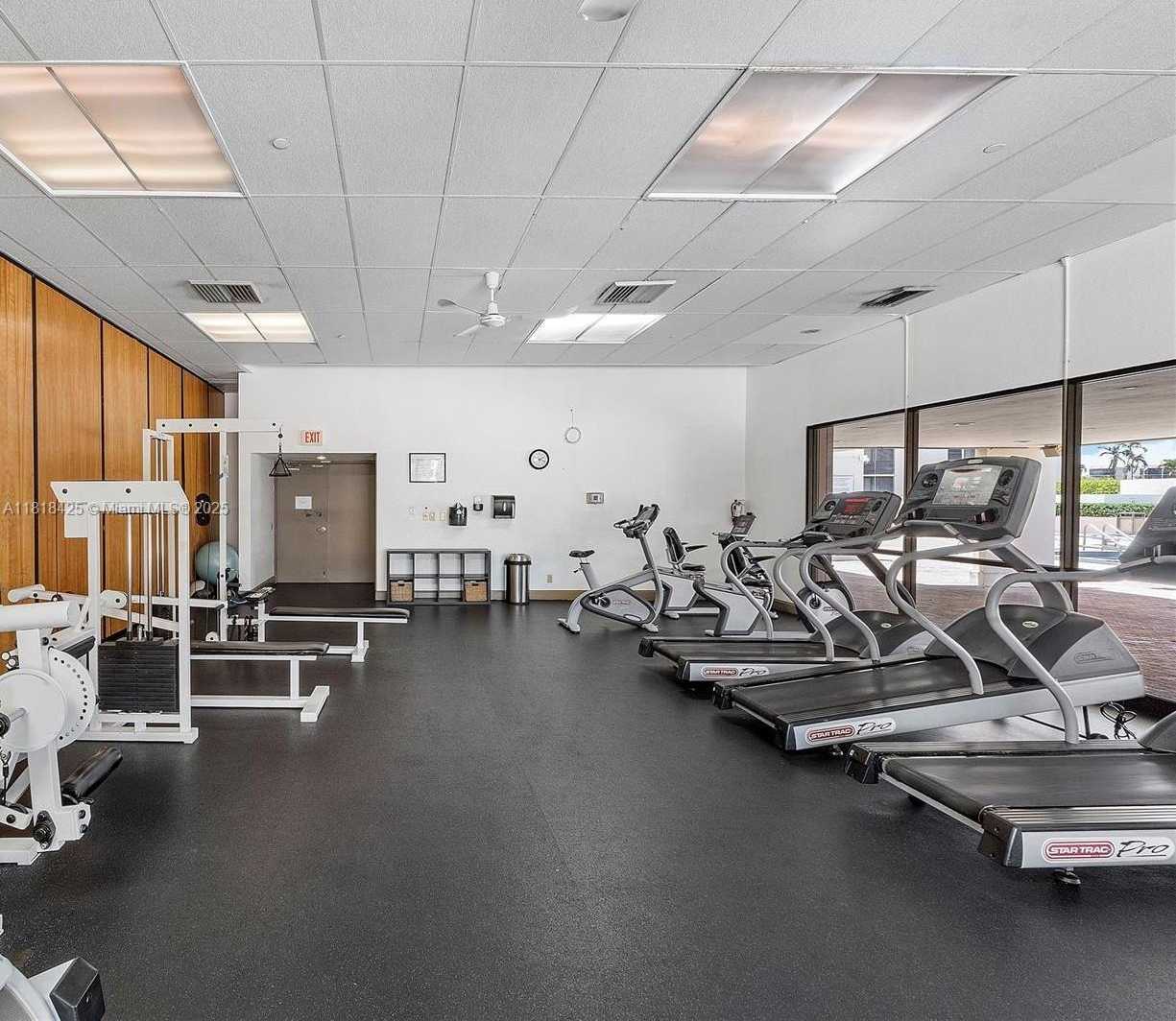Small Image of 20301 WEST COUNTRY CLUB DR #1828, Aventura Number 22