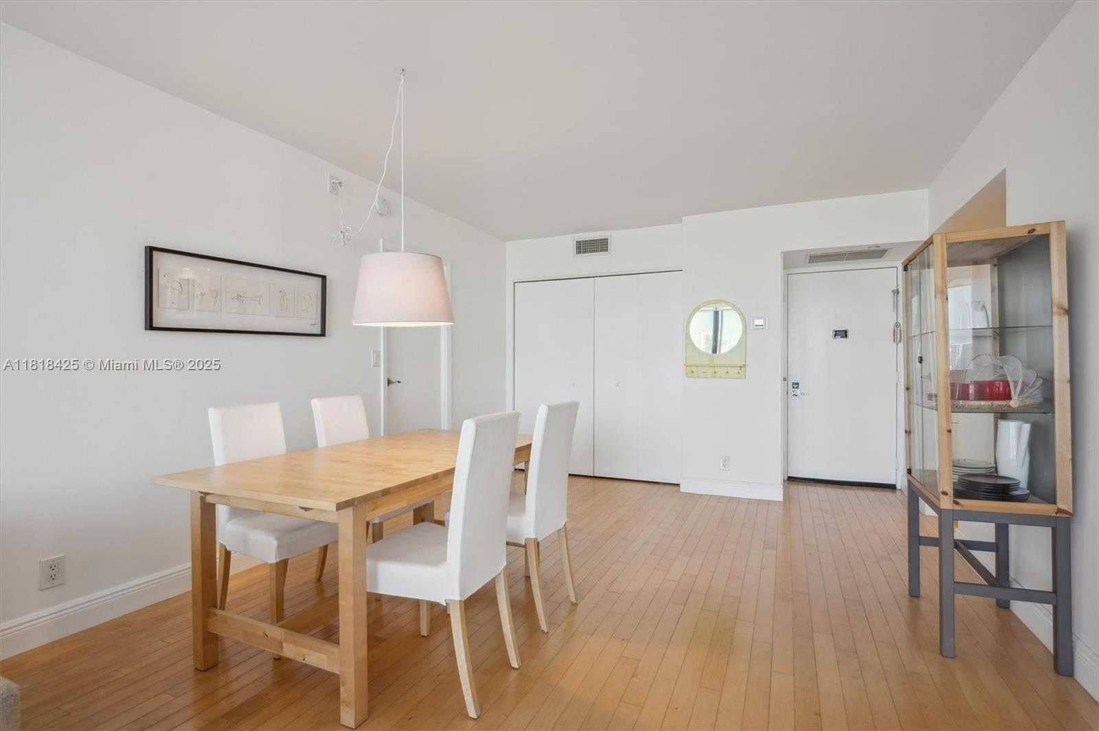 Small Image of 20301 WEST COUNTRY CLUB DR #1828, Aventura Number 8