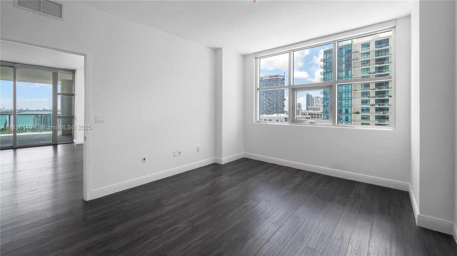 Small Image of 3301 NORTH EAST 1ST AVE #H1612, Miami Number 31