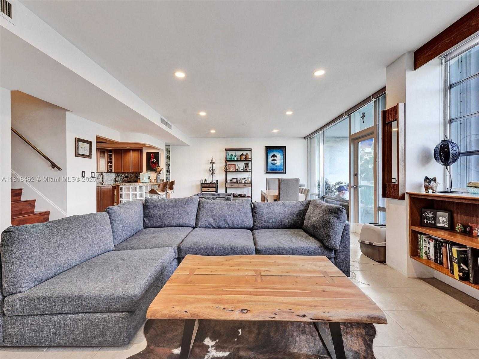 Small Image of 1408 BRICKELL BAY DR #411, Miami Number 11