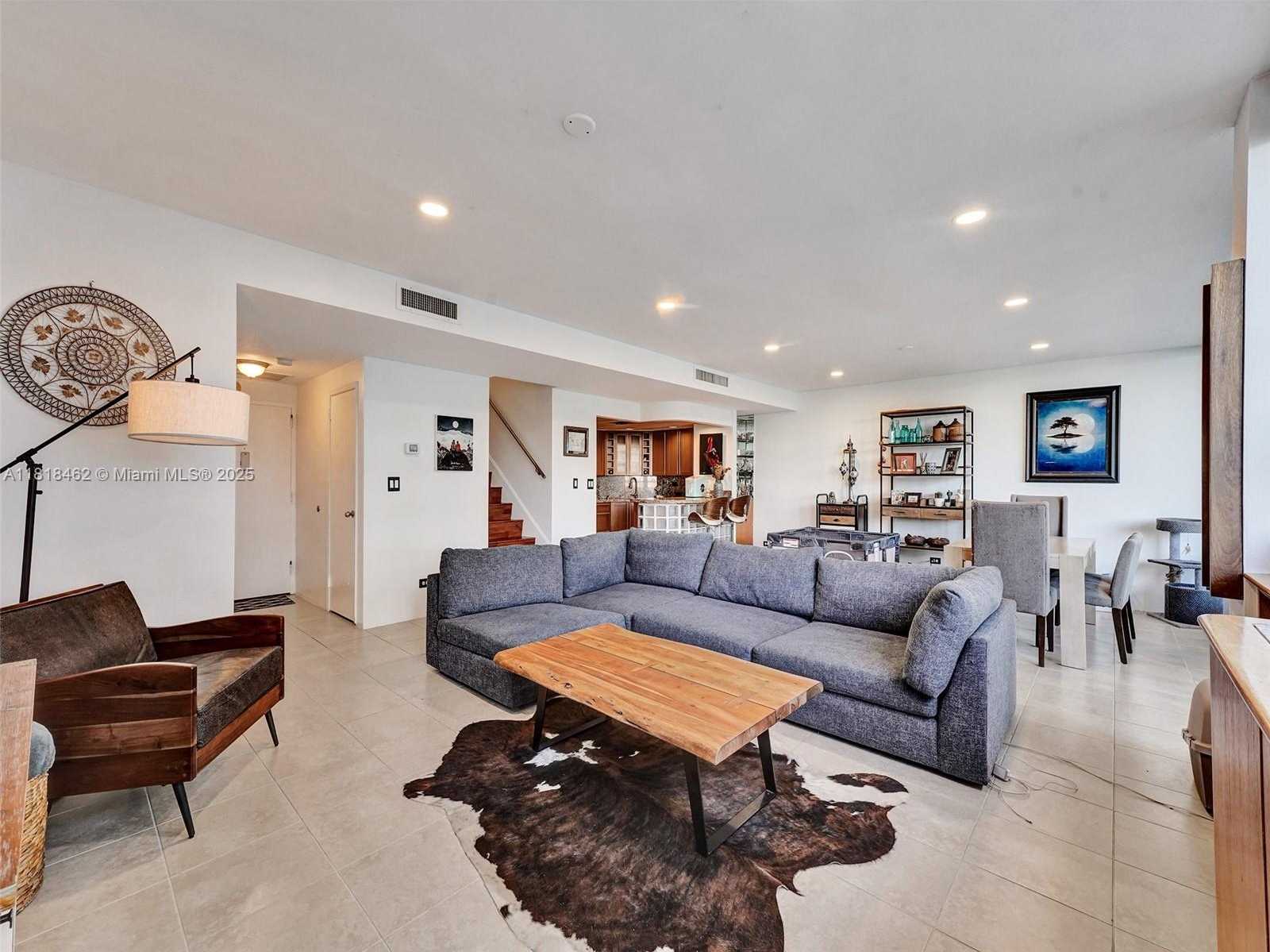 Small Image of 1408 BRICKELL BAY DR #411, Miami Number 2