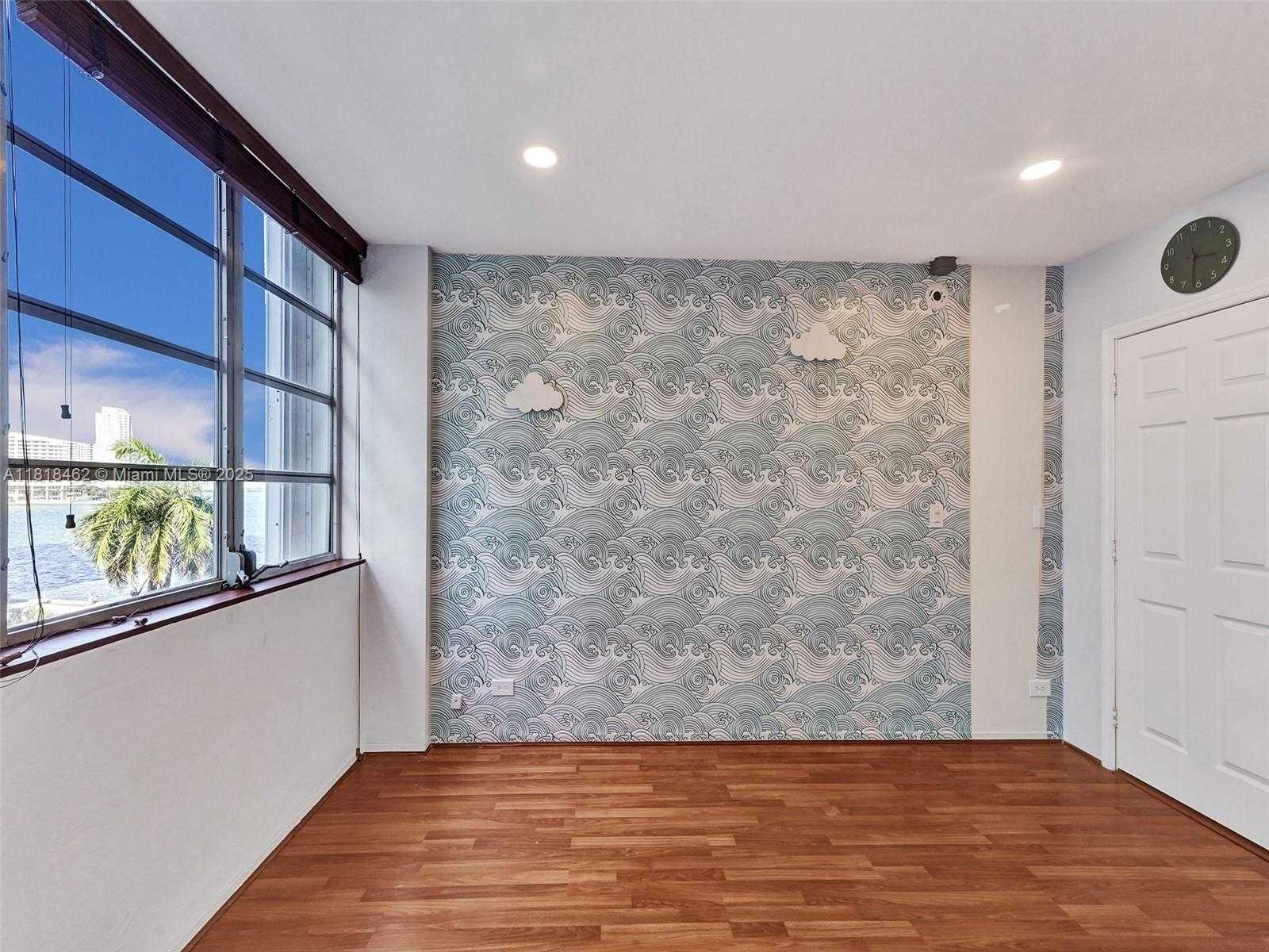 Small Image of 1408 BRICKELL BAY DR #411, Miami Number 21