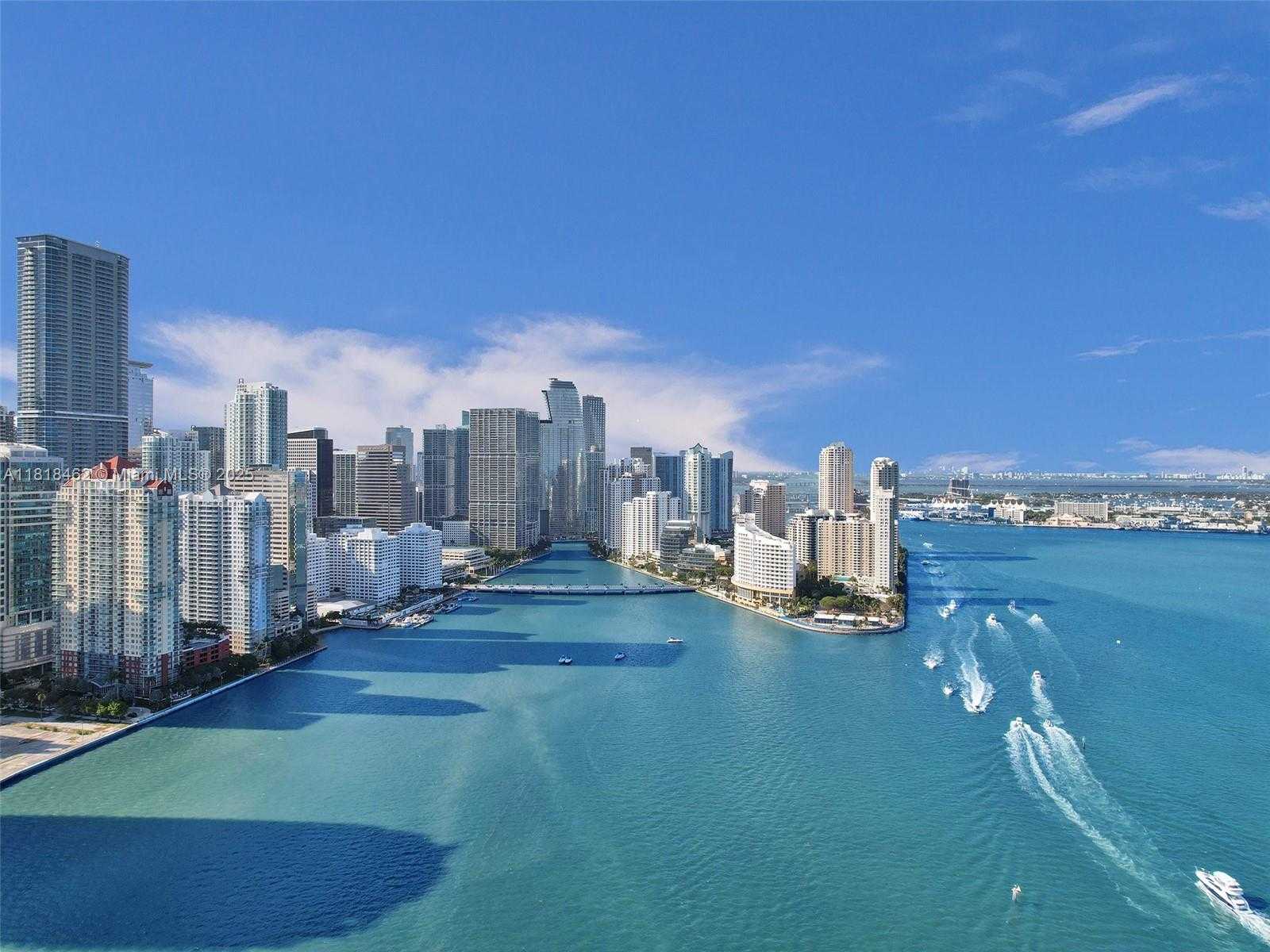 Small Image of 1408 BRICKELL BAY DR #411, Miami Number 60
