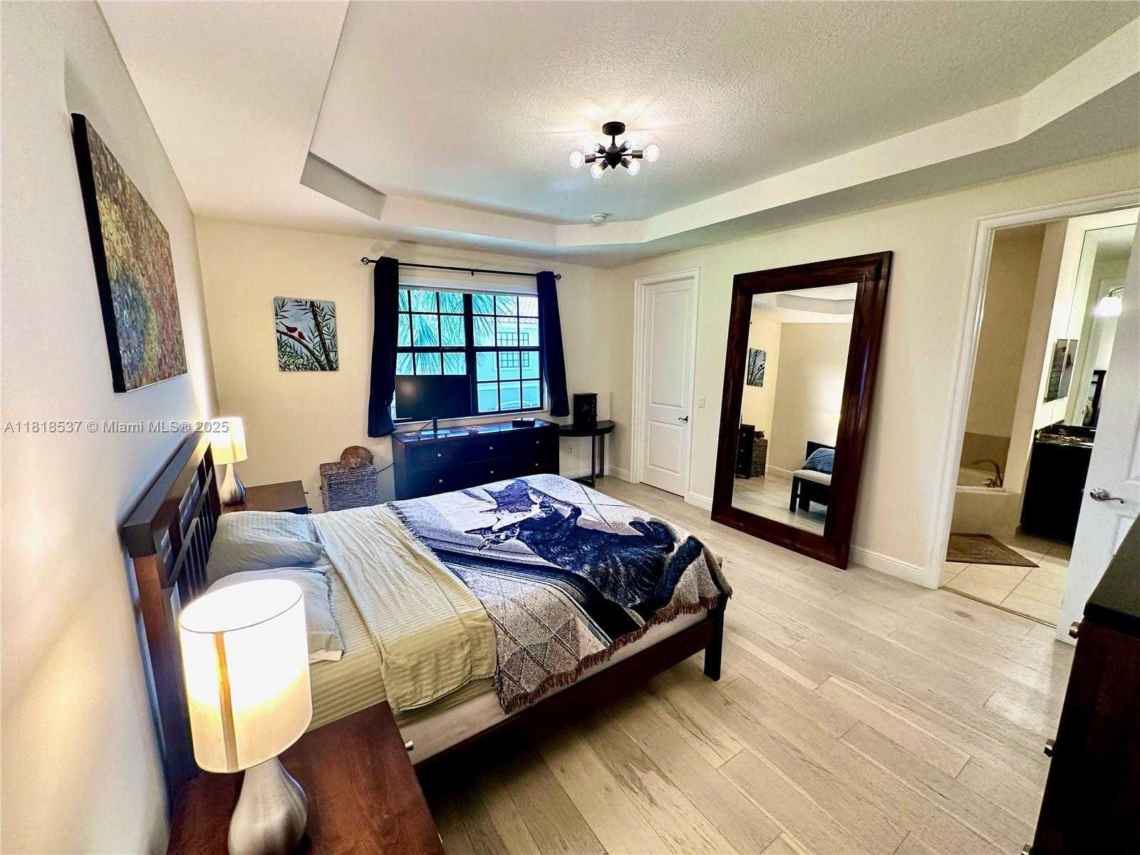 Small Image of 119 RIVERWALK CIRCLE EAST, Plantation Number 11