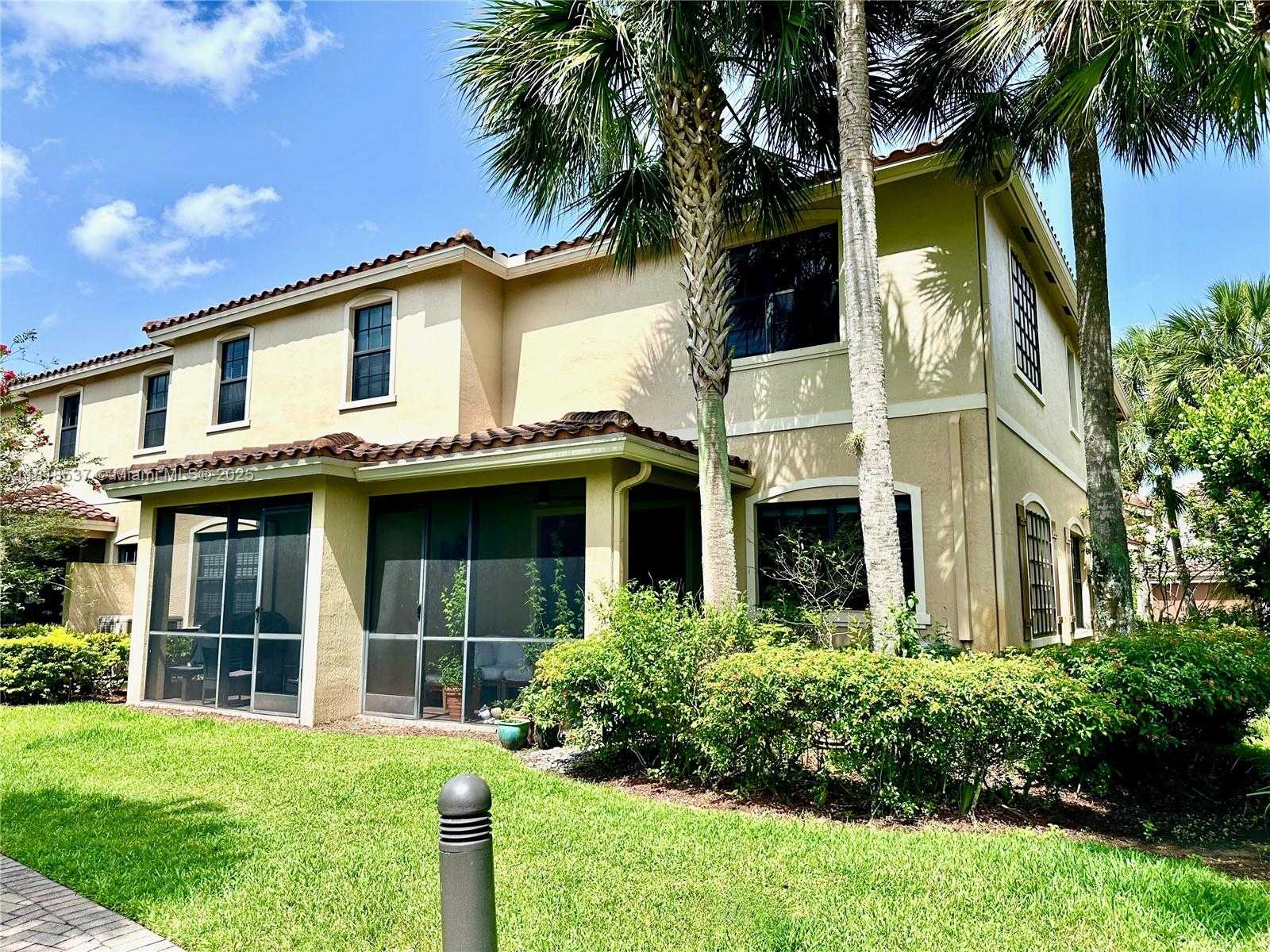 Small Image of 119 RIVERWALK CIRCLE EAST, Plantation Number 32