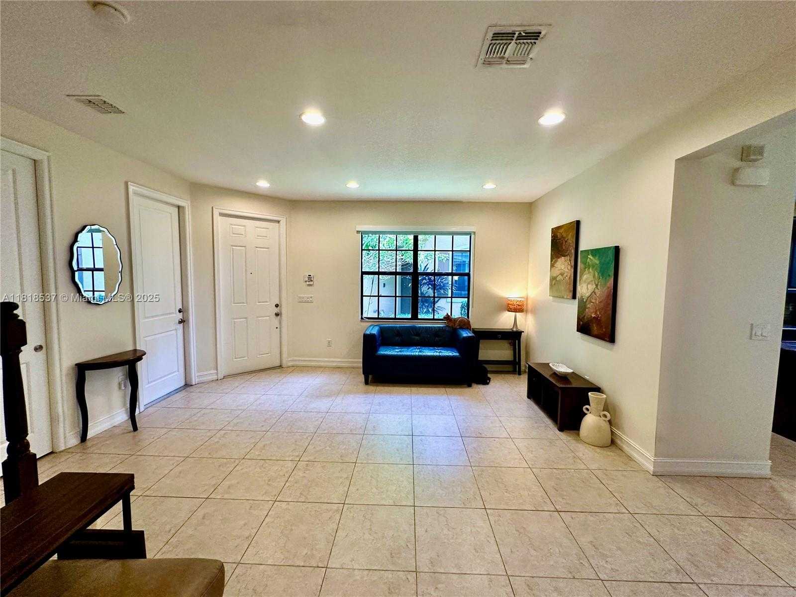Small Image of 119 RIVERWALK CIRCLE EAST, Plantation Number 4