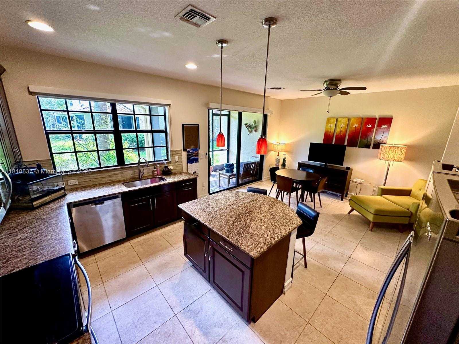 Small Image of 119 RIVERWALK CIRCLE EAST, Plantation Number 8