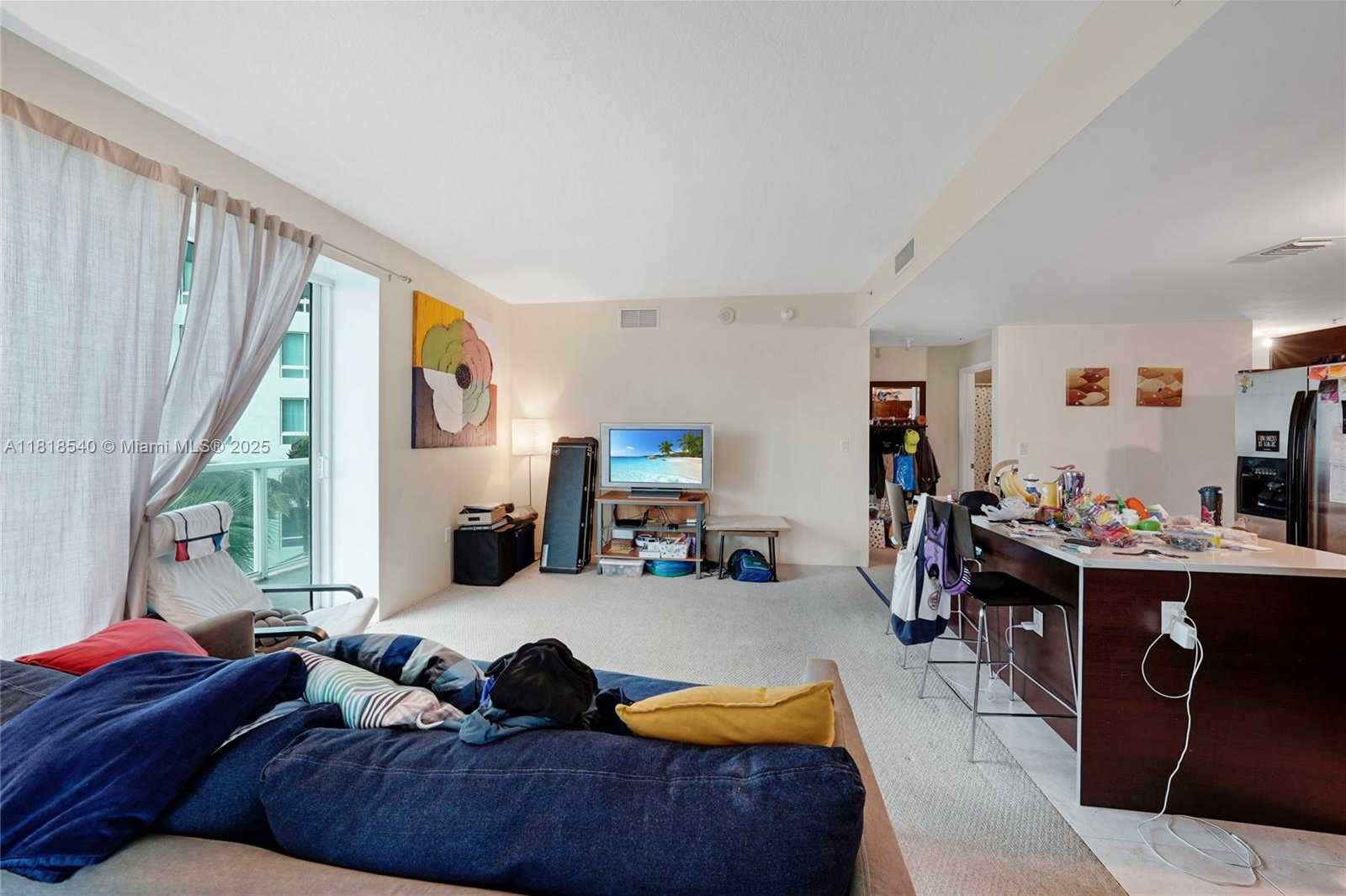 Small Image of 1900 NORTH BAYSHORE DR #1411, Miami Number 14