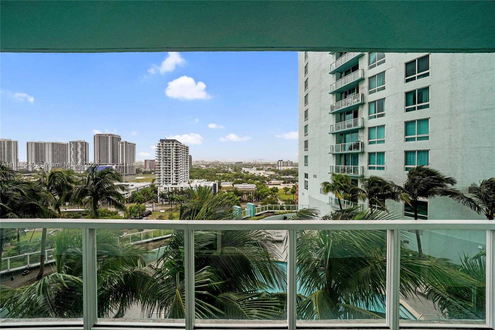 Small Image of 1900 NORTH BAYSHORE DR #1411, Miami Number 17