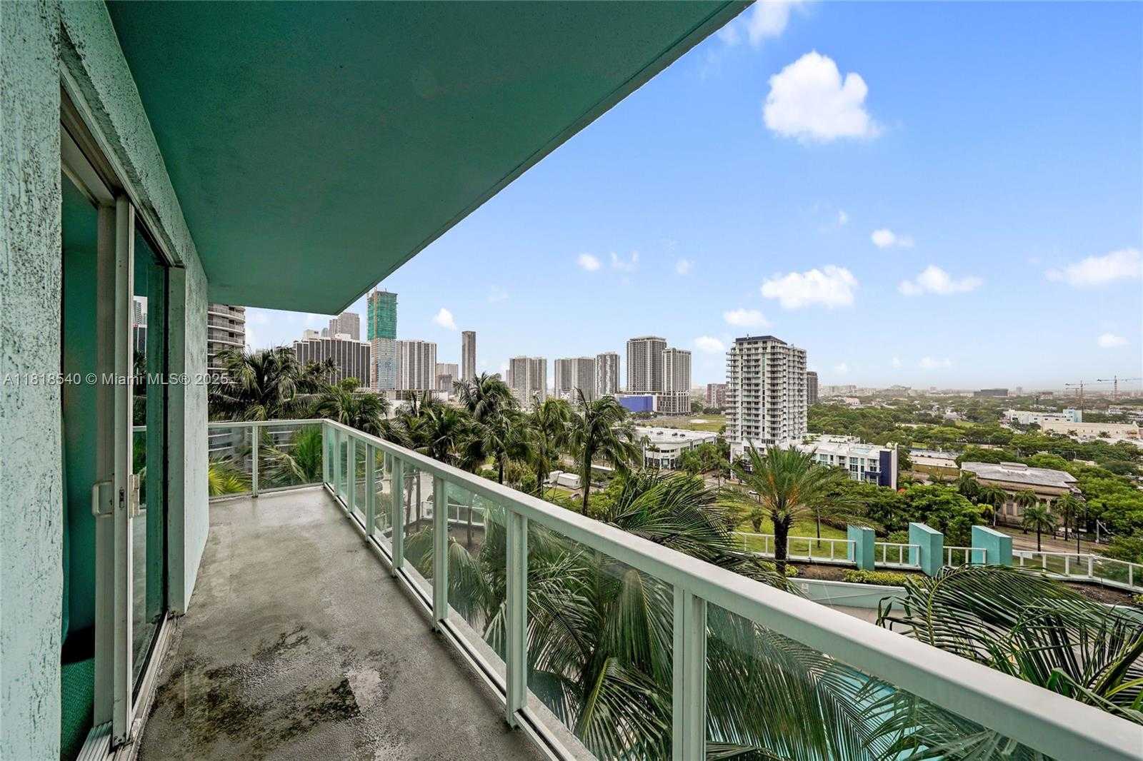 Small Image of 1900 NORTH BAYSHORE DR #1411, Miami Number 18