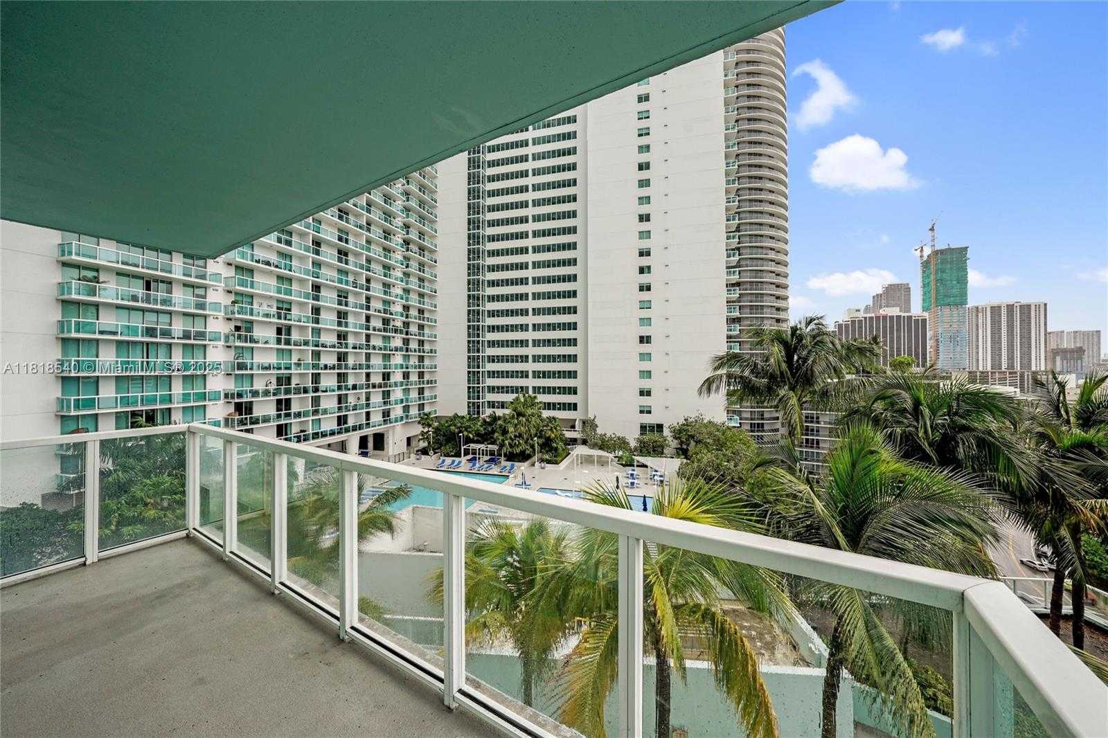 Small Image of 1900 NORTH BAYSHORE DR #1411, Miami Number 20