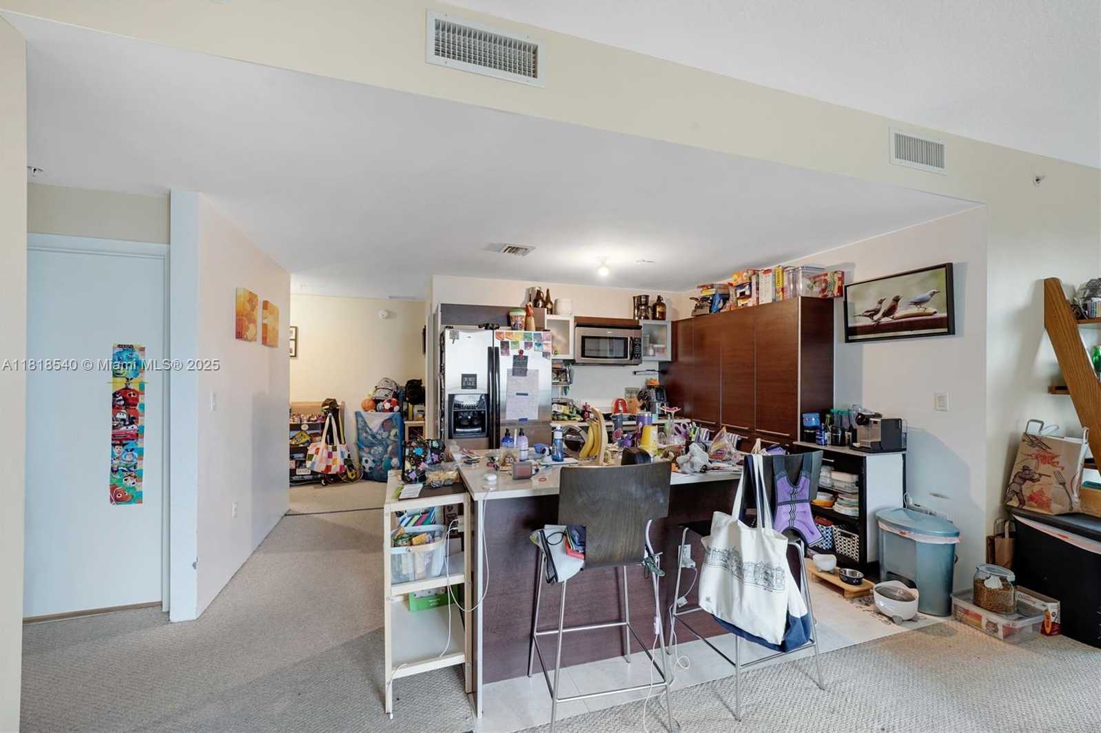 Small Image of 1900 NORTH BAYSHORE DR #1411, Miami Number 4