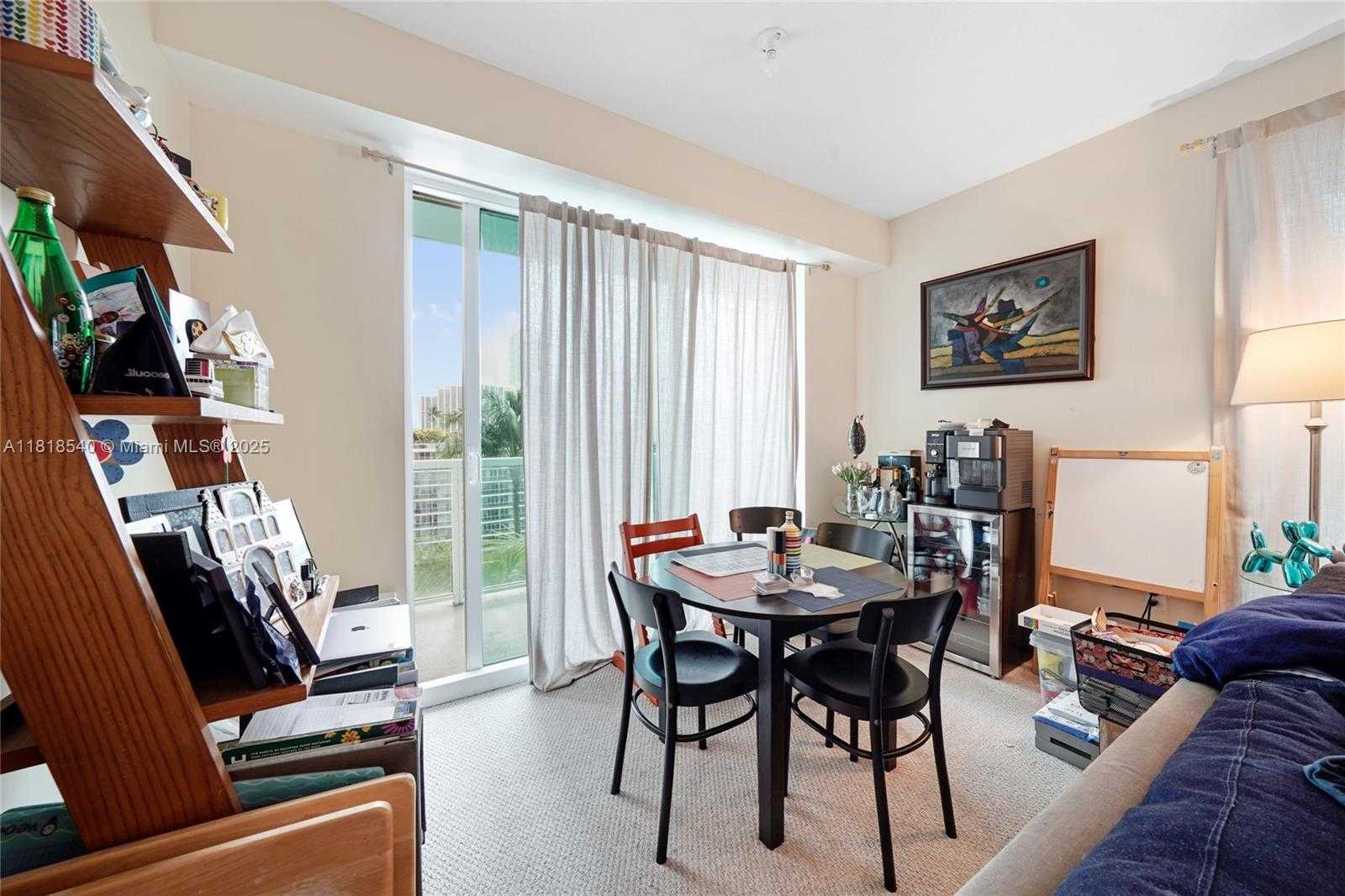 Small Image of 1900 NORTH BAYSHORE DR #1411, Miami Number 7