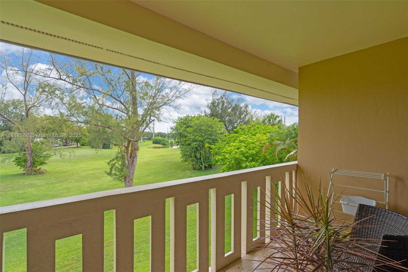 Small Image of 7430 MIAMI LAKES DR #E301, Miami Lakes Number 20