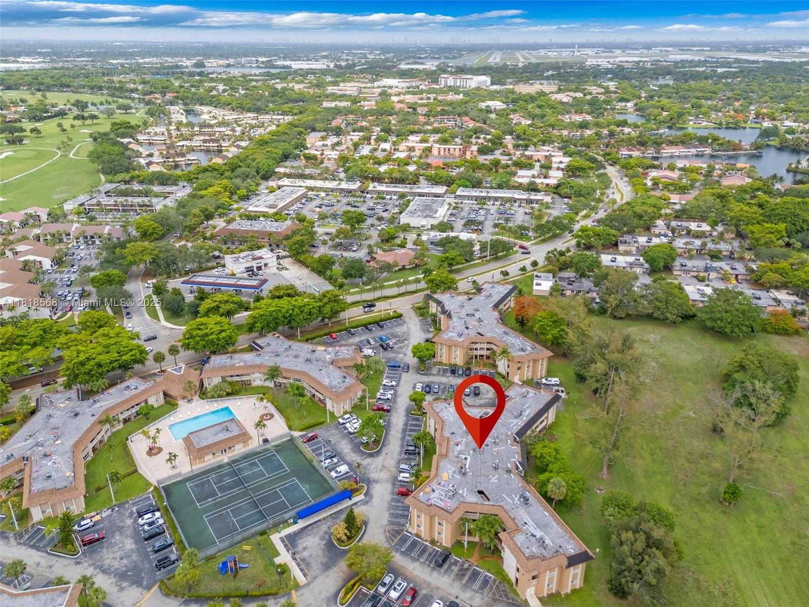 Small Image of 7430 MIAMI LAKES DR #E301, Miami Lakes Number 26