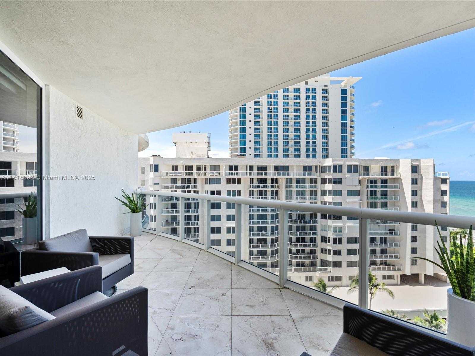 Small Image of 17201 COLLINS AVE #1007, Sunny Isles Beach Number 12