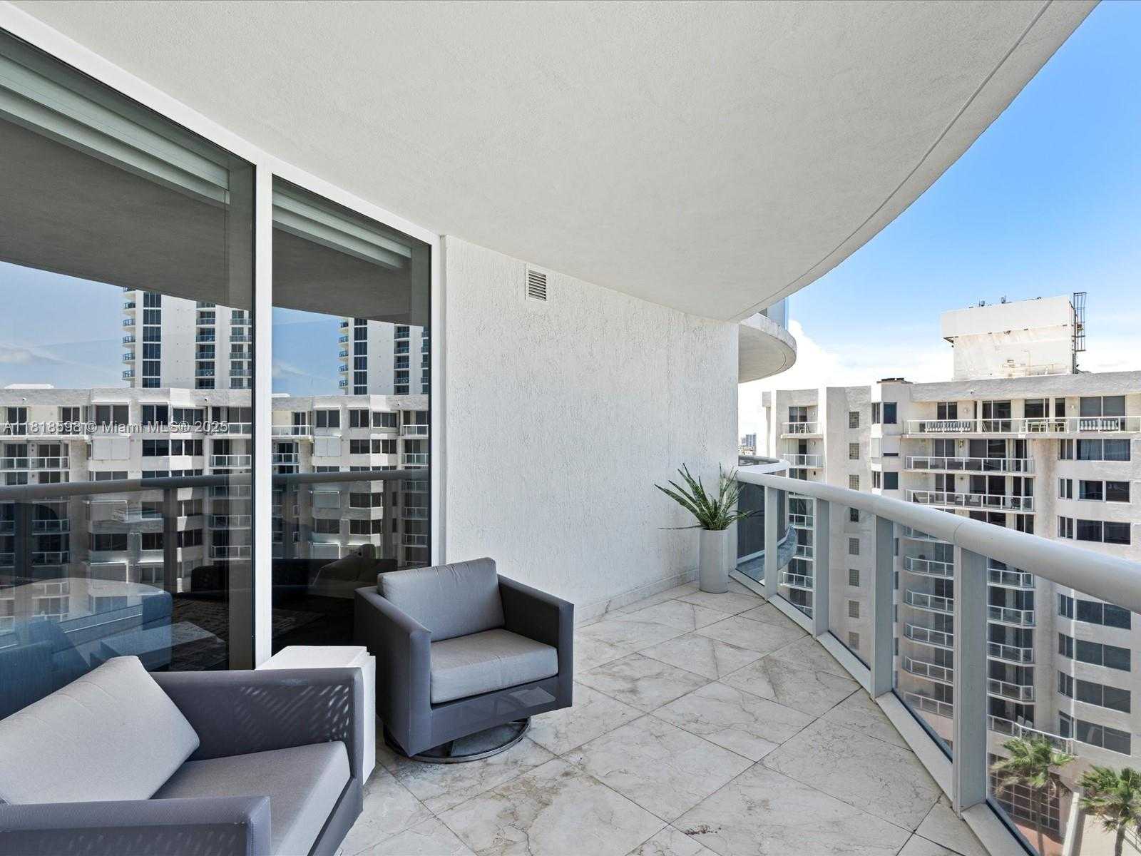 Small Image of 17201 COLLINS AVE #1007, Sunny Isles Beach Number 14