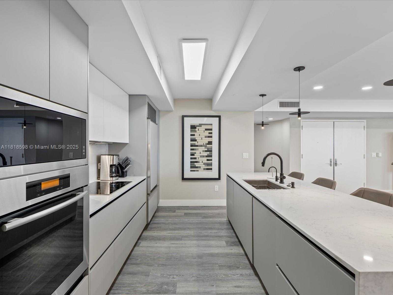 Small Image of 17201 COLLINS AVE #1007, Sunny Isles Beach Number 18