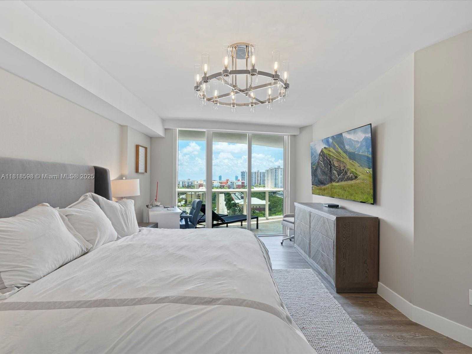 Small Image of 17201 COLLINS AVE #1007, Sunny Isles Beach Number 22
