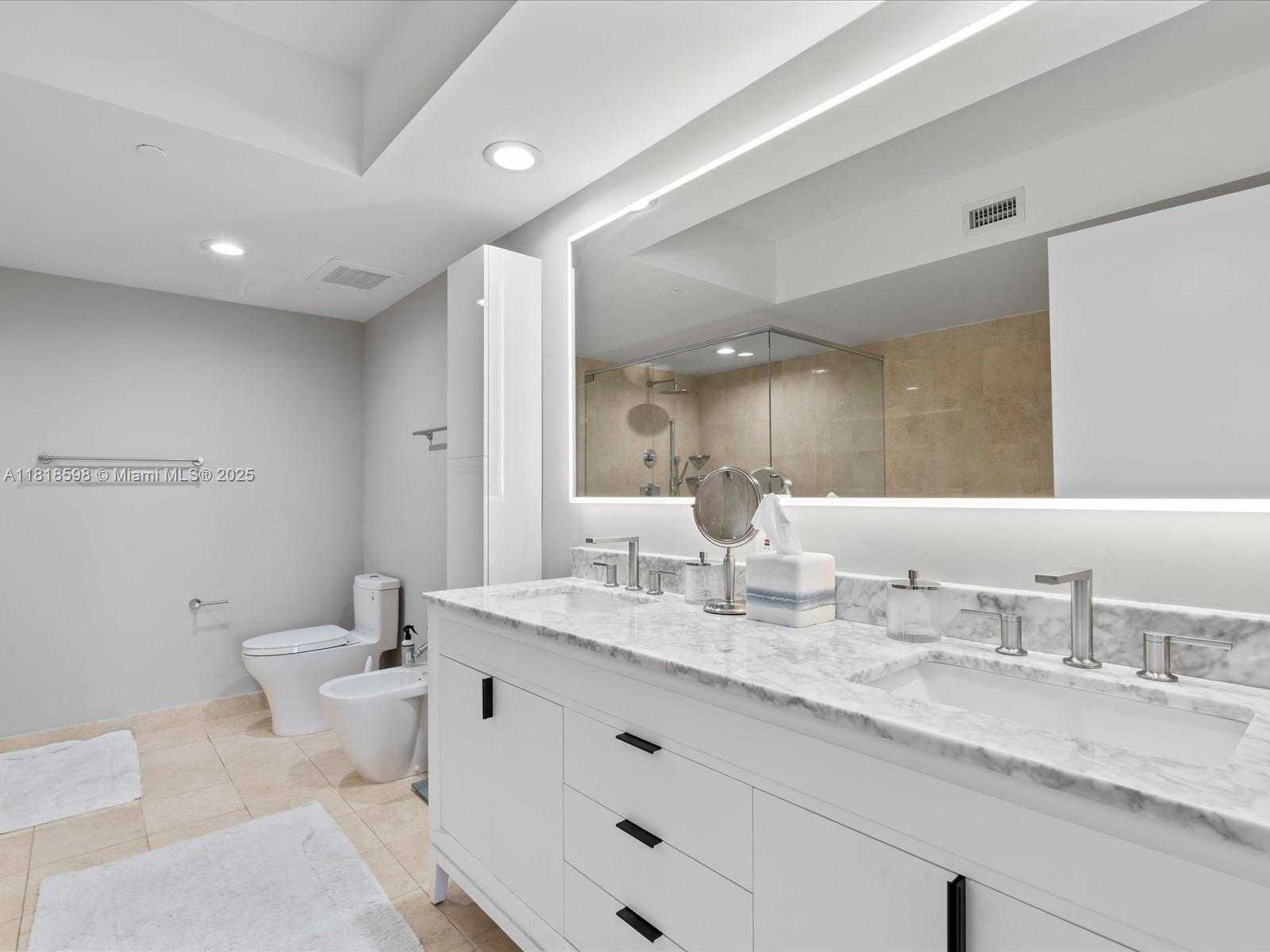 Small Image of 17201 COLLINS AVE #1007, Sunny Isles Beach Number 28