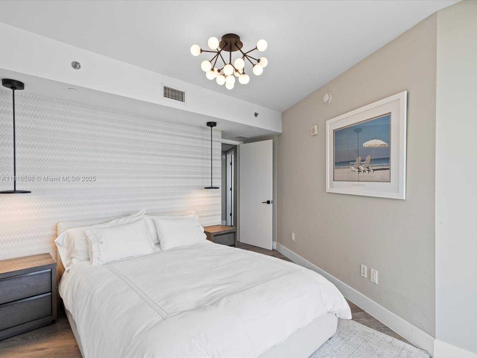 Small Image of 17201 COLLINS AVE #1007, Sunny Isles Beach Number 32