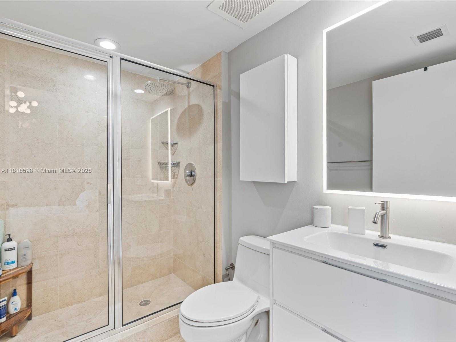 Small Image of 17201 COLLINS AVE #1007, Sunny Isles Beach Number 35