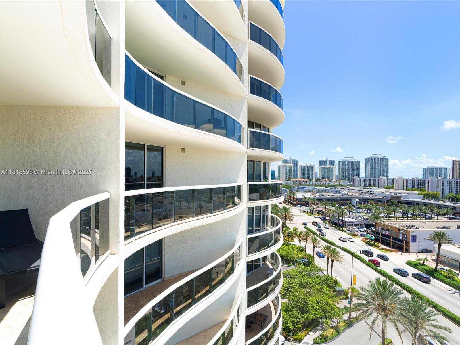 Small Image of 17201 COLLINS AVE #1007, Sunny Isles Beach Number 40