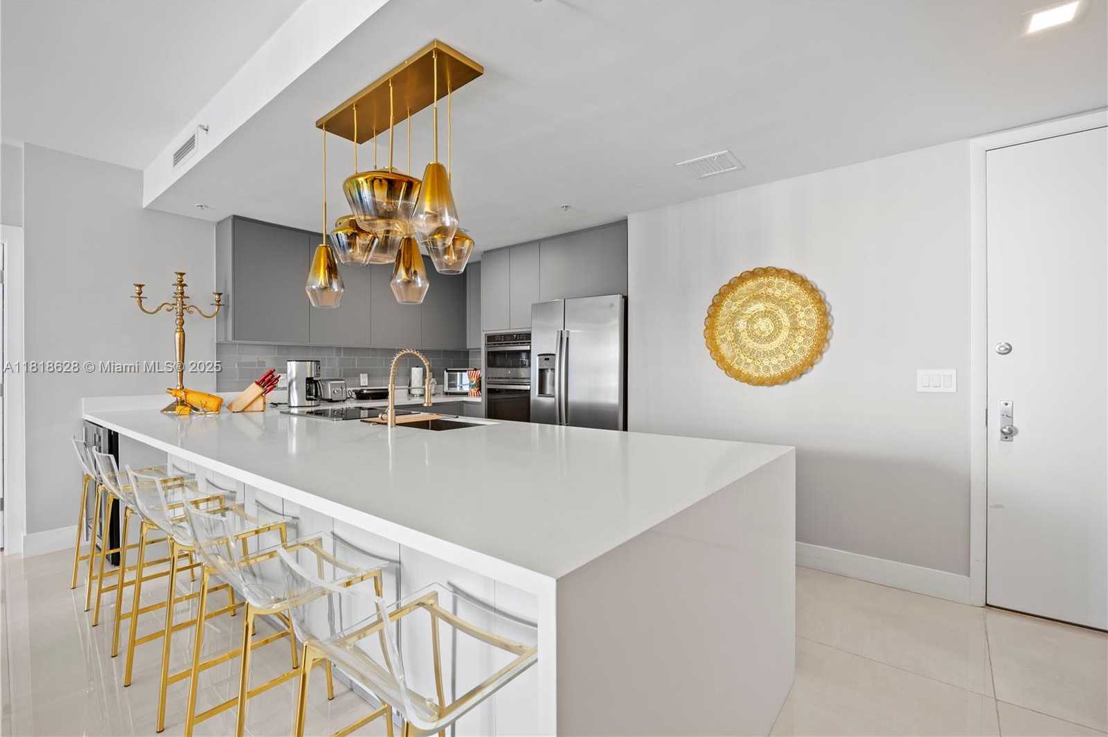 Small Image of 801 BRICKELL KEY BLVD #2203, Miami Number 18