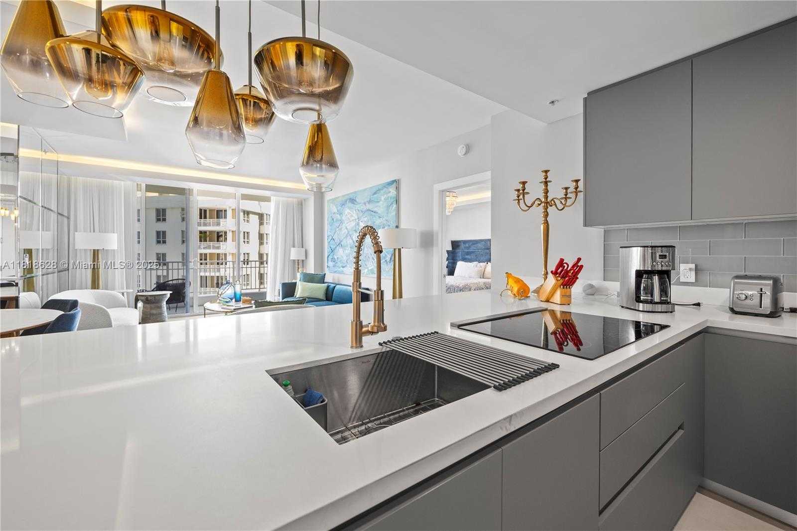 Small Image of 801 BRICKELL KEY BLVD #2203, Miami Number 21