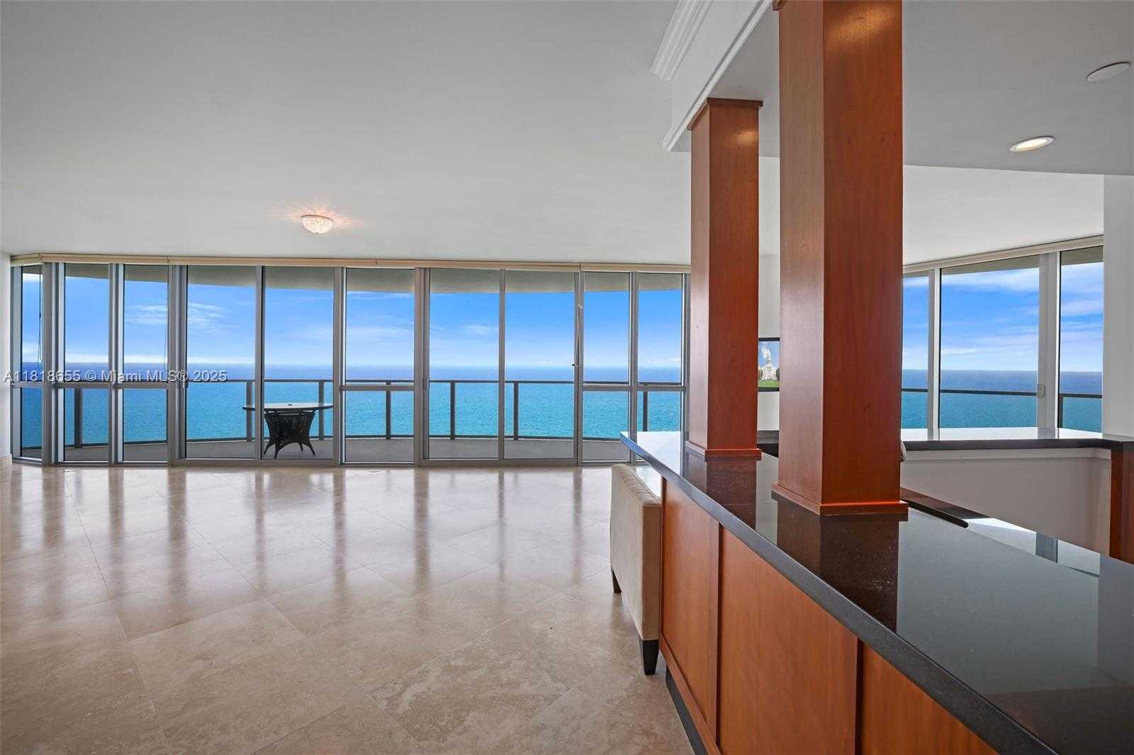 Small Image of 3101 SOUTH OCEAN DR #2708, Hollywood Number 11